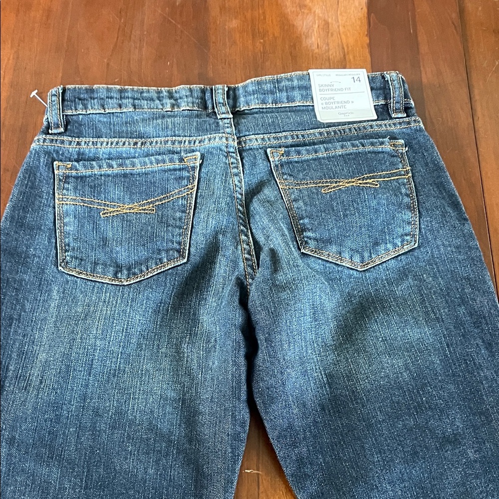 GAP Relaxed Fit Blue Jeans